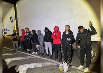 12 migranți, depistați în tentativă de trecere ilegală a frontierei la Nădlac/Video