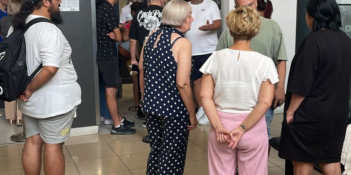 Vacanța a început prost pentru mai mulți turiști din Timișoara care trebuiau să ajungă în Antalya/Video