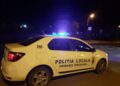 Scandalagiu încătușat la Gara de Nord din Timișoara. A vrut să urce pe capota mașinii de patrulare a Poliției Locale