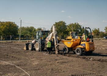 Noua bază sportivă din Ronaț-Mehala prinde contur