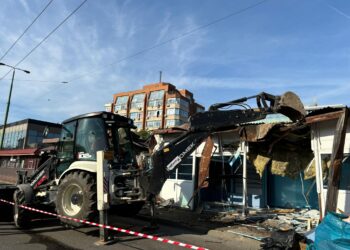 Au fost demolate construcțiile ilegale din Piața 700
