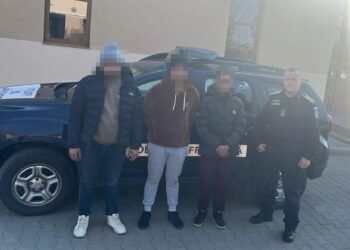 Trei migranți din Nepal depistați la frontiera româno-sârbă