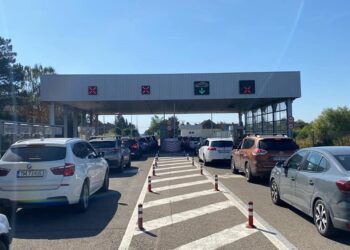 Au fost demolate construcțiile ilegale din Piața 700