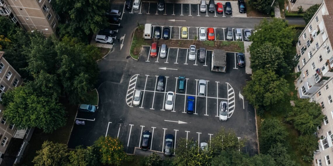 Primăria Timișoara continuă demolarea garajelor vechi din cartiere