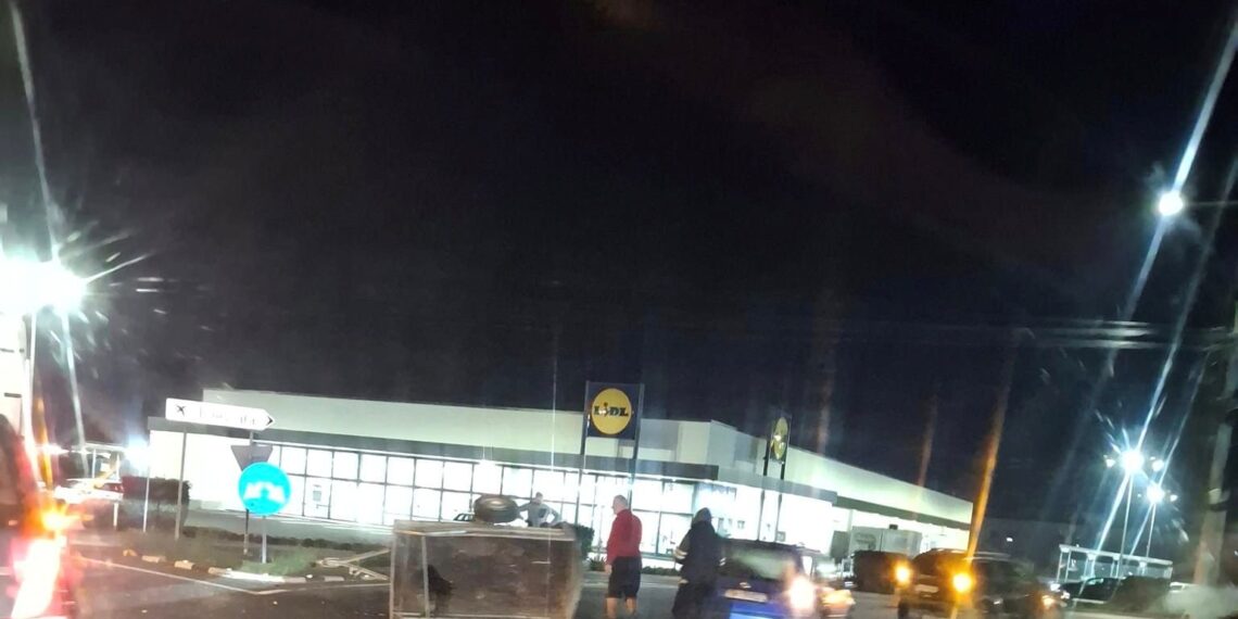 Șofer rănit într-un accident pe Calea Lugojului