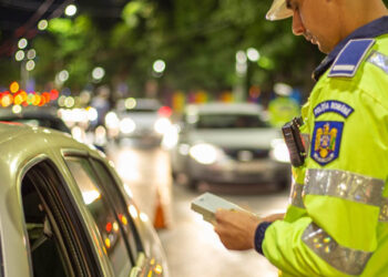 Accident în localitatea Beba Veche. Șofer fără permis și sub influența alcoolului, reținut de polițiști