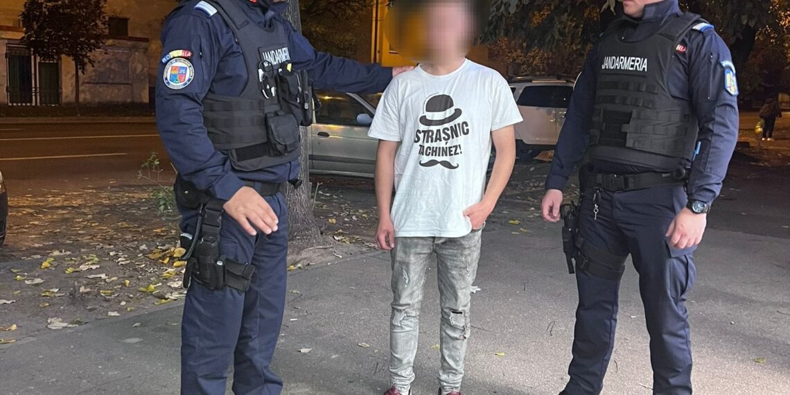 Tânăr dispărut dintr-un centru de plasament din Caraș-Severin, găsit în tricou de jandarmii timișoreni