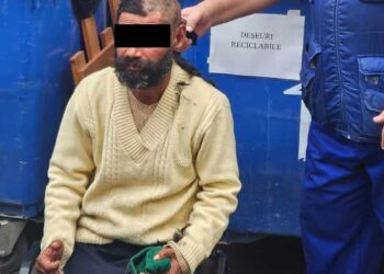 O parte dintre cerșetorii ridicați din Timișoara au fost duși la centrul social pentru a fi igienizați