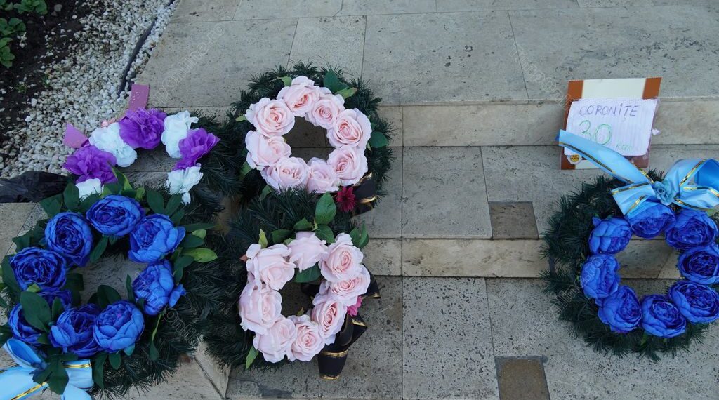 Primăria Timișoara preia cereri pentru activități de comerț stradal cu produse specifice zilei de 1 noiembrie