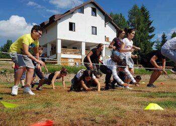 CJ Timiș a votat preluarea taberelor școlare pentru modernizare și revitalizare