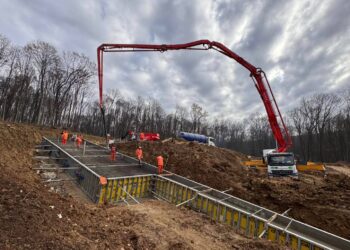 Continuă lucrările la portalurile de acces/ieșire ale tunelurilor de pe sectorul Margina – Holdea
