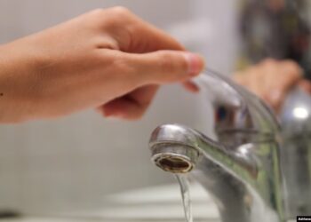 Spitale și mii de locuitori din Timișoara, fără apă sau cu presiune scăzută din cauza unei avarii majore