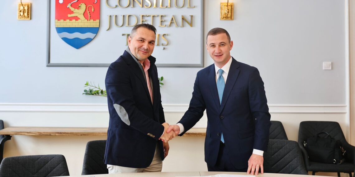 Alfred Simonis: 25 de microbuze hibrid noi pentru elevii din Timiș