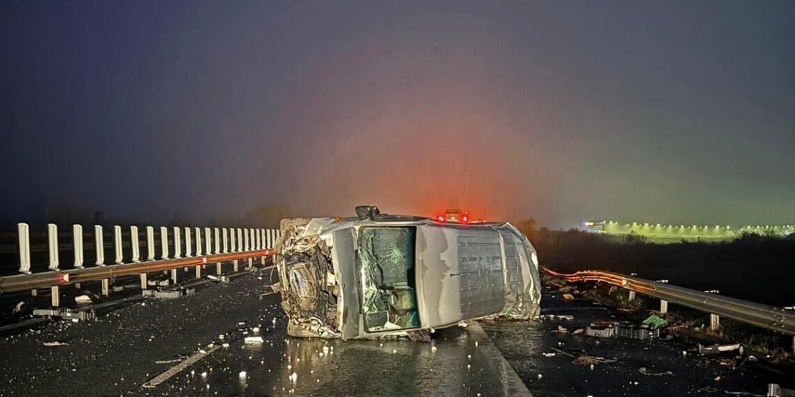 Accident pe A1, în apropiere de Pecica/Video