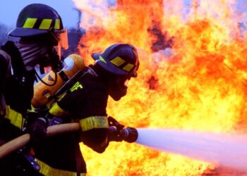 Incendiu de proporții la o cabană din Păiușeni