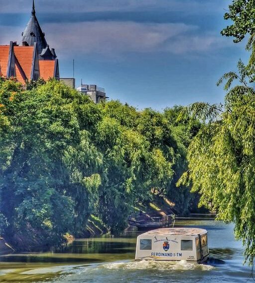 Ultima șansă de a vă plimba, anul acesta, cu vaporașul pe Bega