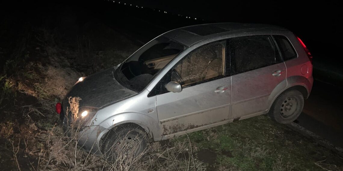 Adolescent reținut, în Timiș, pentru furtul unei mașini și conducere fără permis