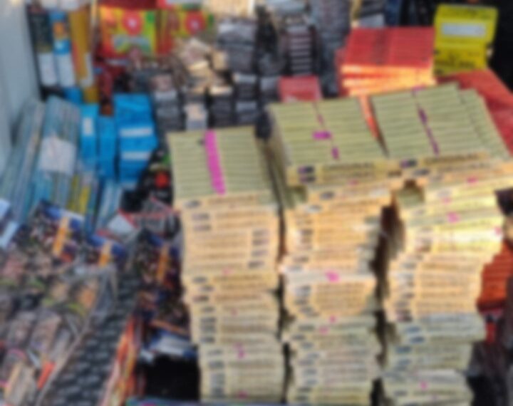 Percheziții în Timiș: 600 kg de articole pirotehnice confiscate și un suspect reținut