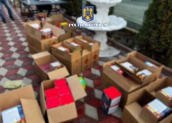 12 percheziții domiciliare pentru comercializarea ilegală de articole pirotehnice