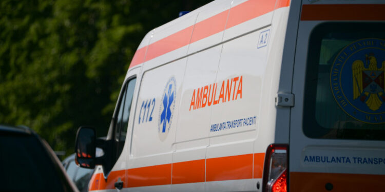 Accident în apropiere de Spitalul Județean din Timișoara. O femeie a fost rănită