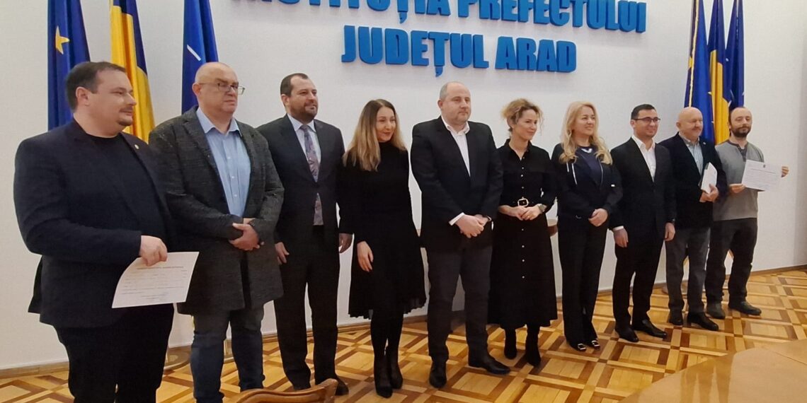 Noii parlamentari arădeni au primit certificatele doveditoare ale alegerii