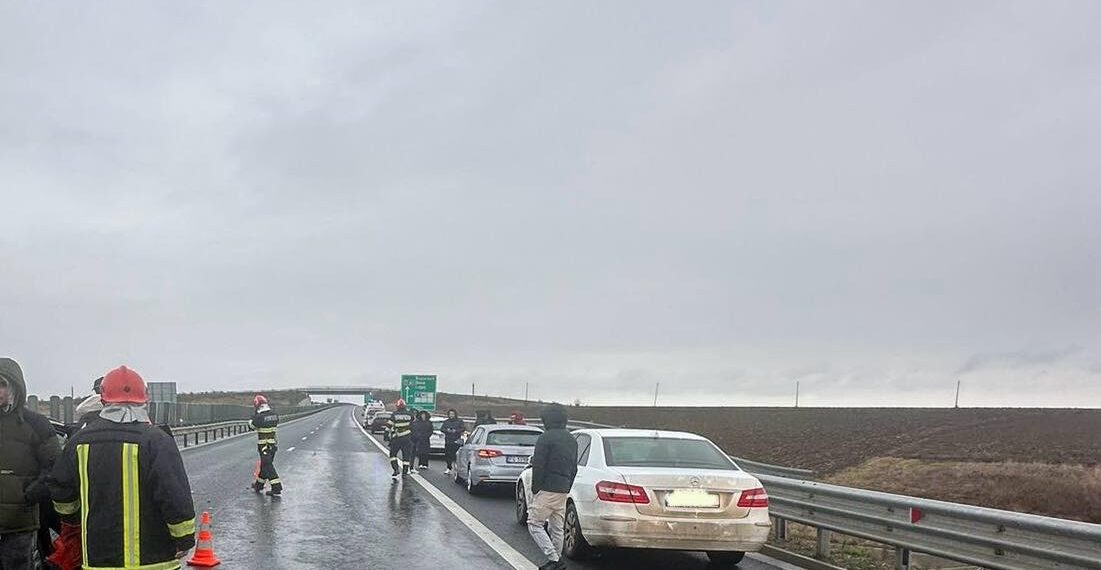 7 mașini accidentate într-un carambol pe A1