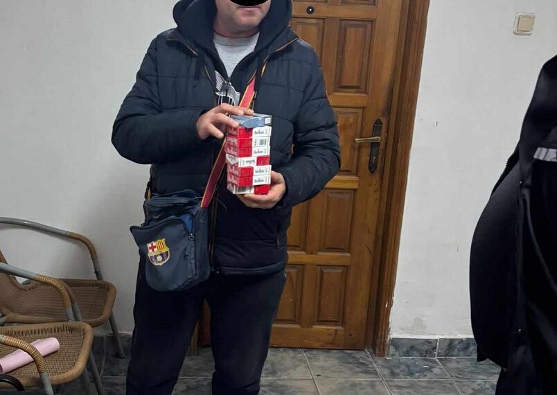 Bărbat care vindea țigări netimbrate în zona Pieței Iosefin sancționat de polițiștii locali