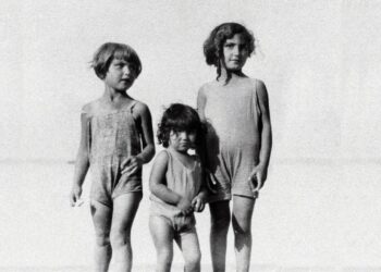 Program special de Ziua Internațională de Comemorare a Victimelor Holocaustului. Primarul Dominic Fritz: „E șansa noastră să înțelegem cât de fragilă e umanitatea”