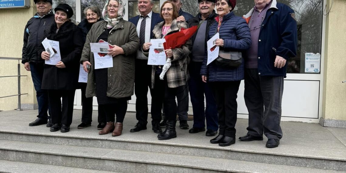 Sărbătorirea cuplurilor de aur din comuna Sânmihaiu Român