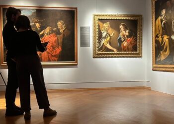 Materiale de accesibilizare pentru nevăzători în cadrul expoziției Luminile lui Caravaggio