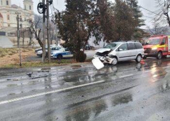 Accident rutier la Lipova