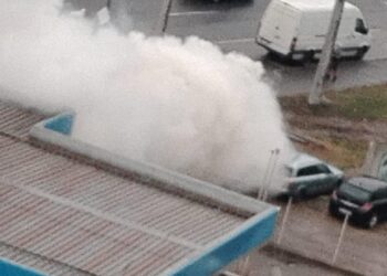 Langoșerie în flăcări, risc de explozie la Arad