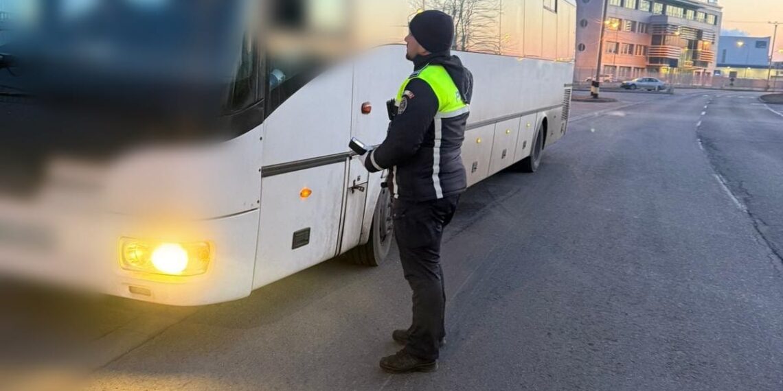 Polițiștii timișeni, implicați în operațiunea europeană „Truck & Bus”