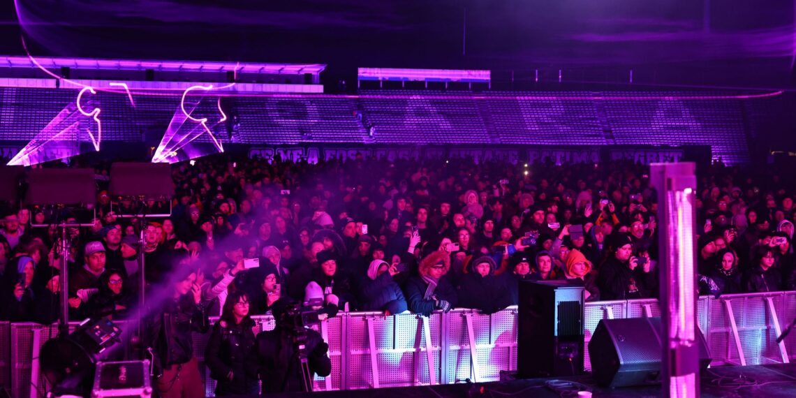 Mii de oameni pe Stadionul „Dan Păltinișanu” la evenimentul de adio organizat de CJT/Foto