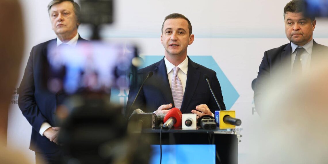 Crin Antonescu, candidatul PSD-PNL-UDMR, în vizită la Timișoara