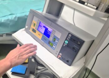 Dispozitiv pentru înlăturarea polipilor din colon, intrat în dotarea Asociației OncoHelp. Procedura este gratuită