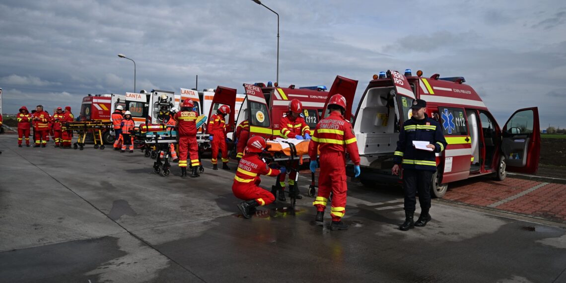 Exercițiu de amploare desfășurat de pompierii militari arădeni