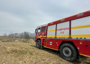 18 incendii izbucnite doar ieri în județul Arad