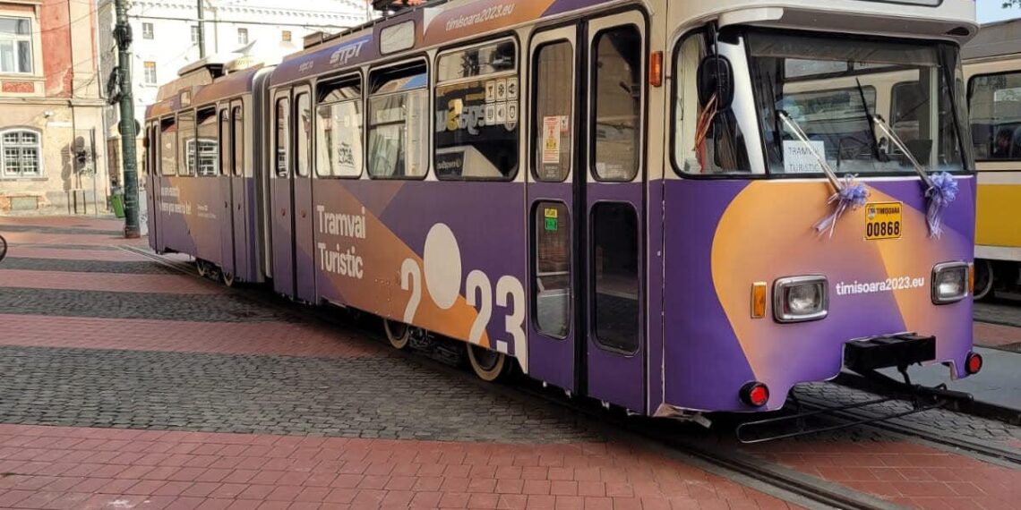 Explorează Timișoara cu Tramvaiul Turistic!