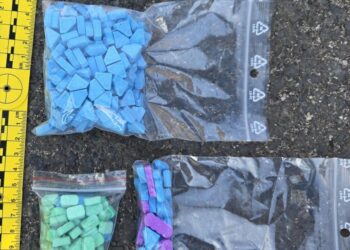 Trei tineri arestați la Arad pentru trafic de droguri/Foto