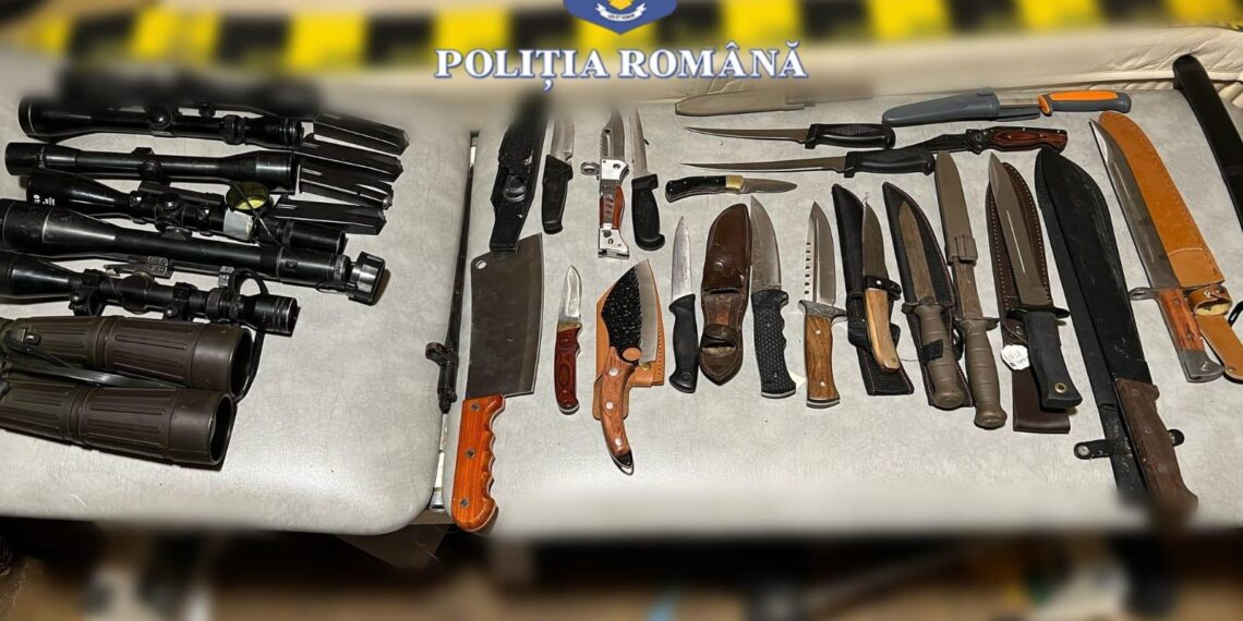 18 percheziții domiciliare pentru infracțiuni de contrabandă calificată și nerespectarea regimului armelor și munițiilor/VIDEO