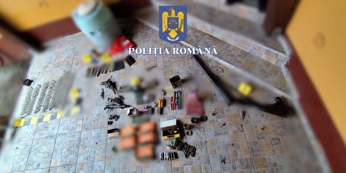 Percheziții și rețineri într-un dosar privind nerespectarea regimului armelor și munițiilor