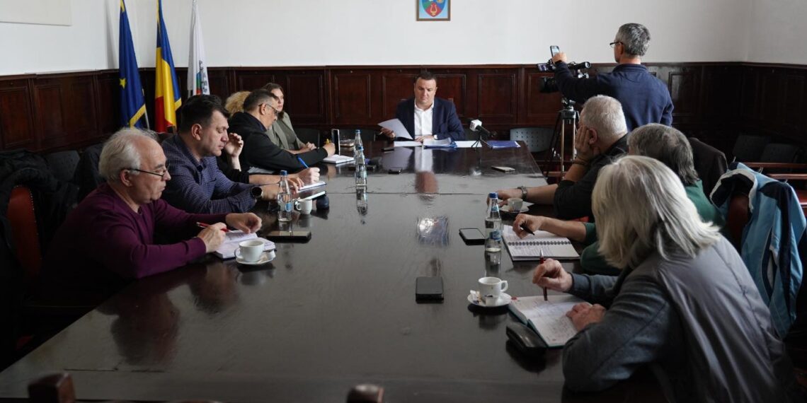 Verificare fără precedent a Camerei de Conturi Timiș la Primăria Municipiului Lugoj. Trei proiecte de raport prezentate public