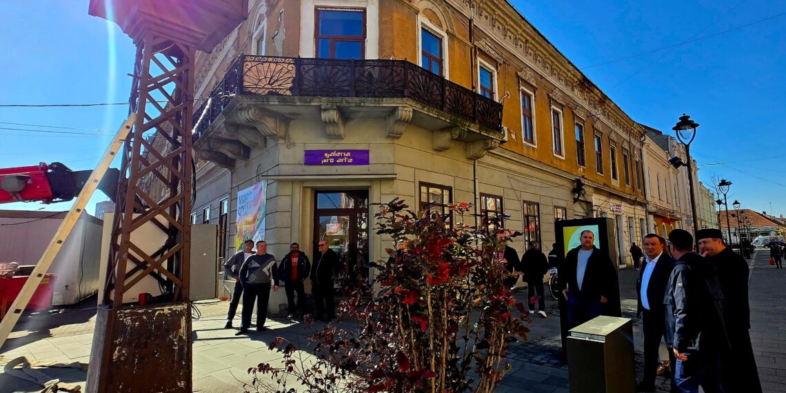 Ceasul electric din Lugoj intră în reabilitare/Foto