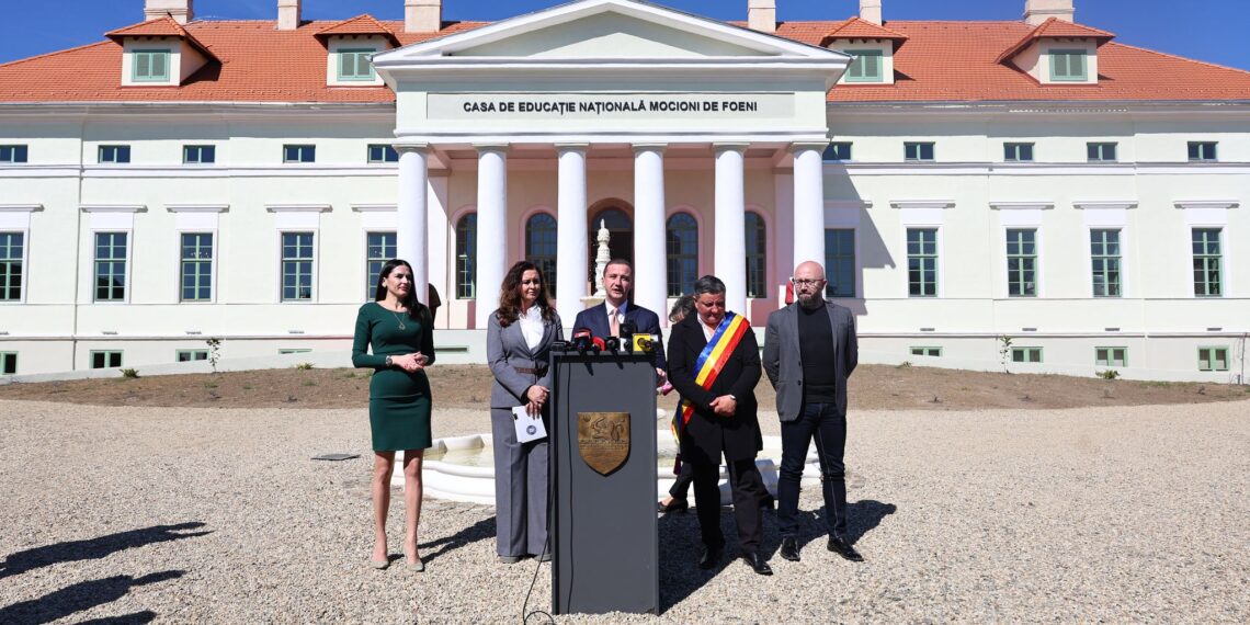 Conacul Mocioni din Foeni, deschis pentru cultură. Investițiile continuă/Foto
