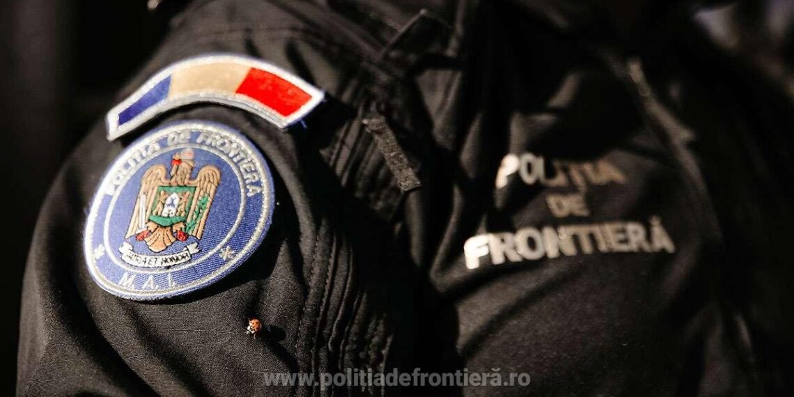 Albanez prins în flagrant în timp ce încerca să ofere mită unui polițist de frontieră din Timiș