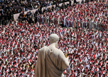 Zi de doliu național în România în memoria Papei Francisc. Clopotele au bătut 15 minute la Timișoara