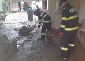 GALERIE FOTO. UPDATE. Viitură de scurtă durată în Caraș – Severin