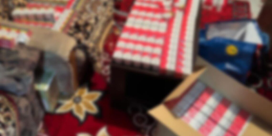 Percheziții în Timiș și două persoane reținute într-un dosar de contrabandă cu țigarete