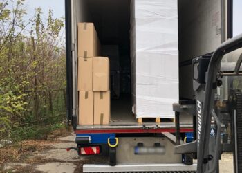 Percheziții într-un dosar de contrabandă calificată cu țigări/Foto